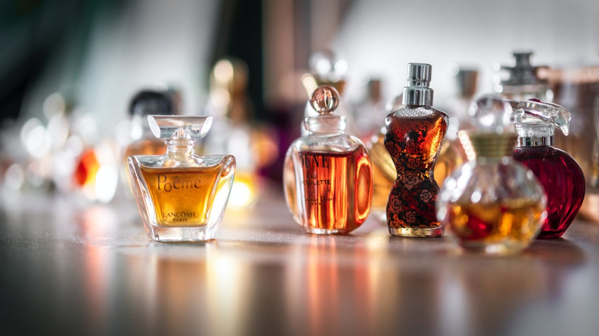 Fragrance for Every Season: The Best Scents for Spring, Summer, Fall & Winter