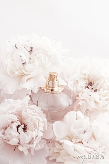 Aromatic Alchemy – blending craft, art, and science